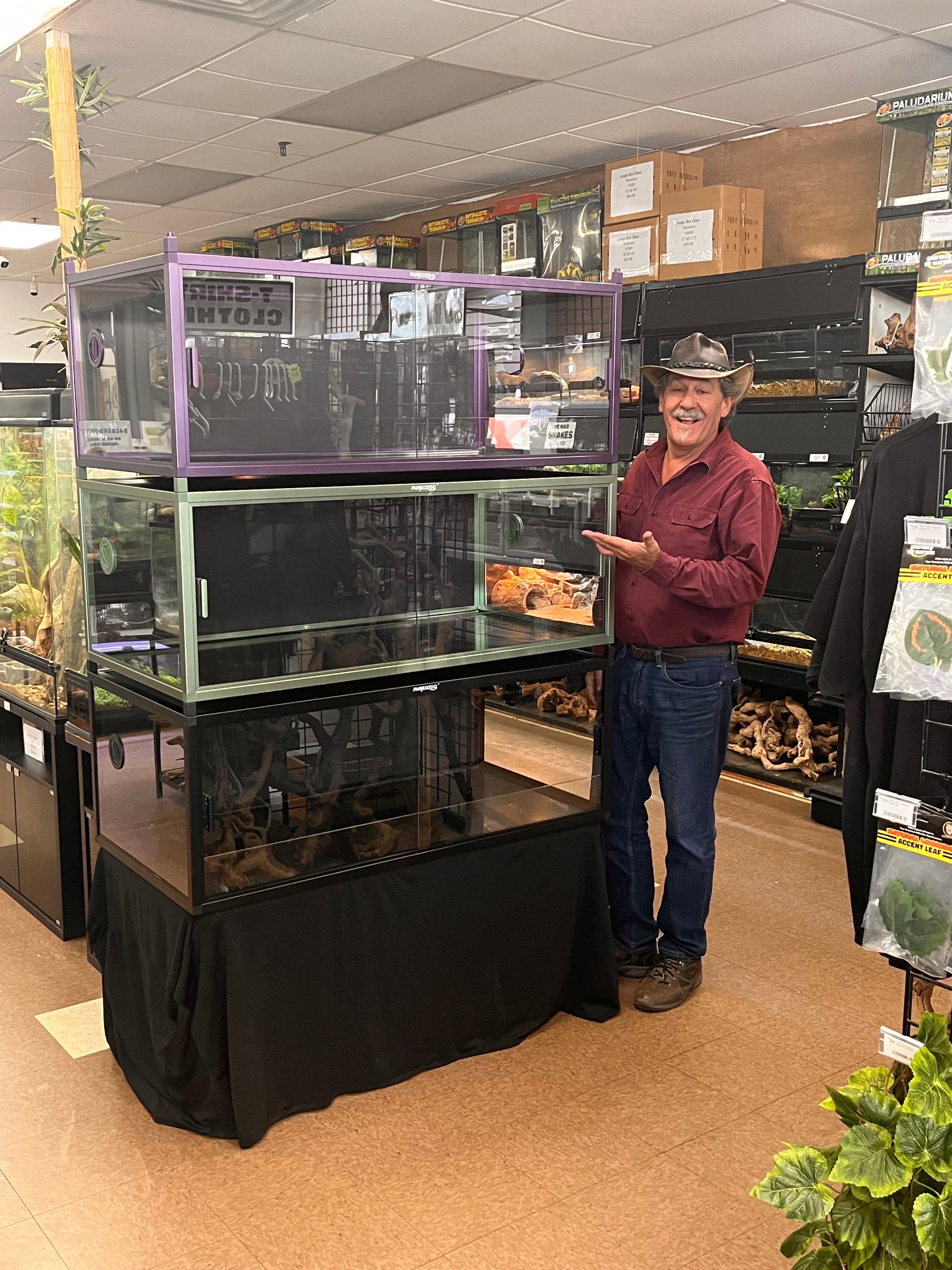 Jungle Bob, guru of reptile industry has approved that Phailozoo stackable reptile enclosures in his New York studio